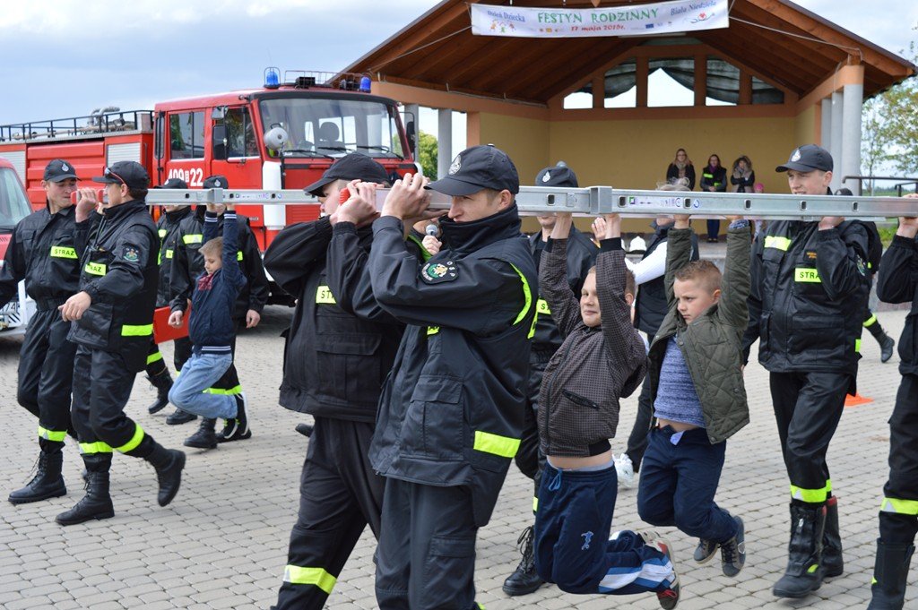 dzien dziecka - biala niedziela 2015 (28)